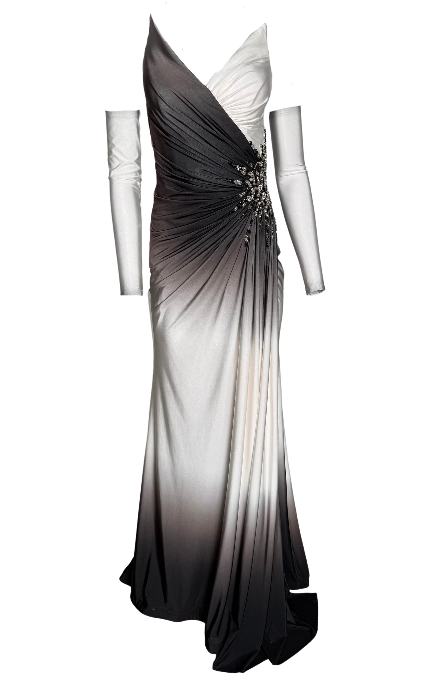 Robe de soirée ombrée blanche ornée de strass pour impressionner