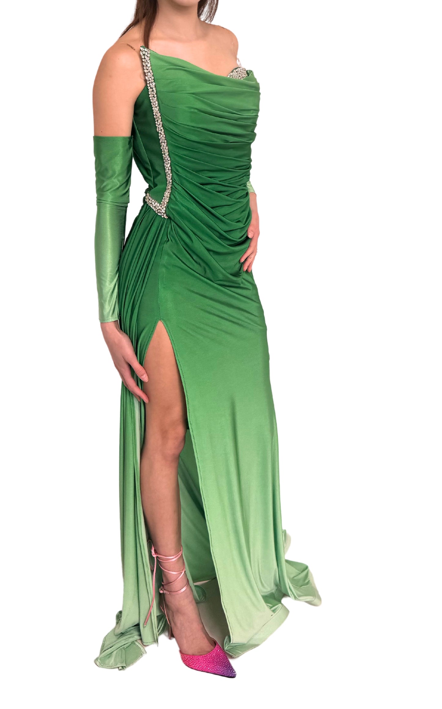 Robe ombrée verte ornée de strass