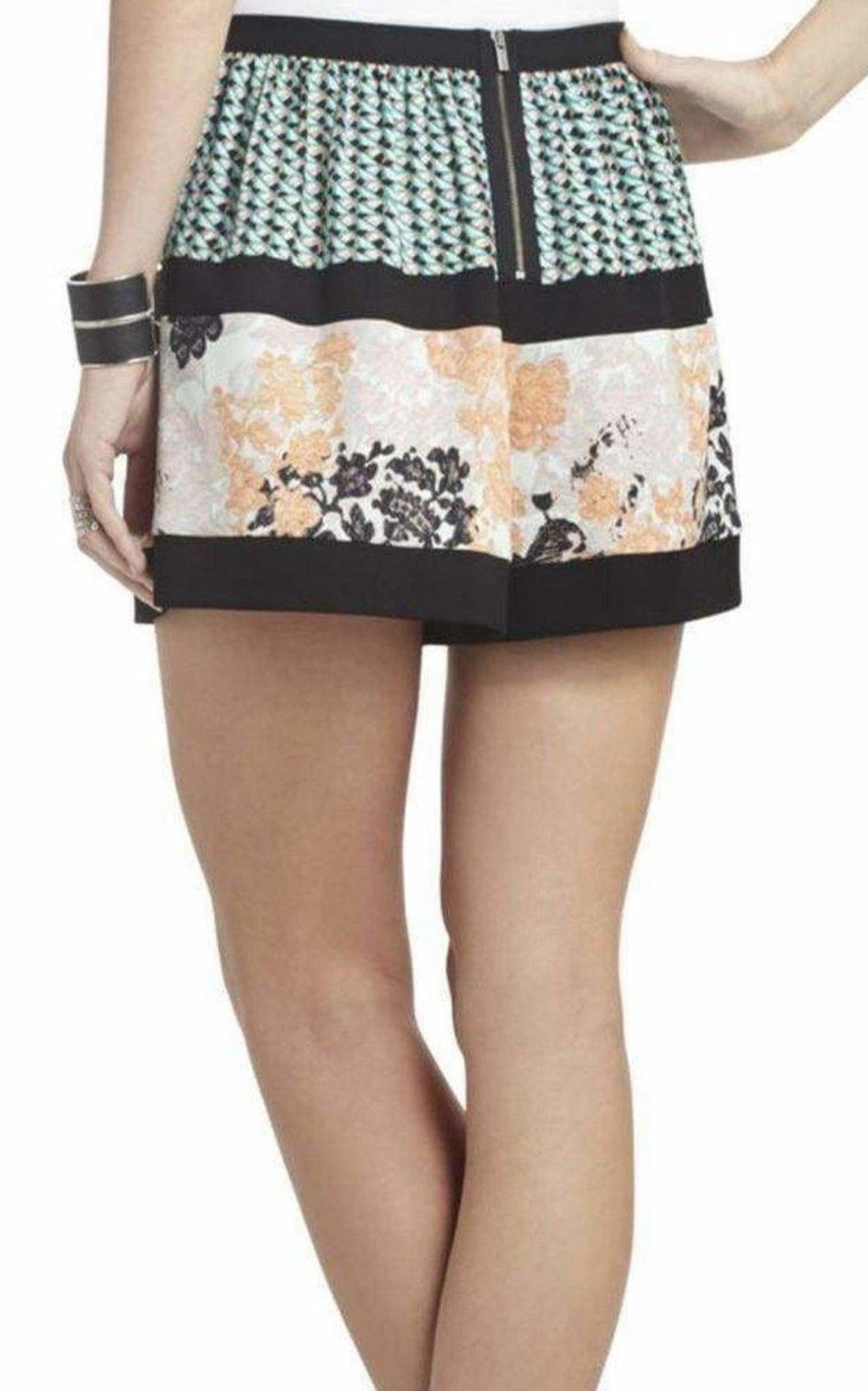 Annika Printed Play Shorts BCBGMAXAZRIA