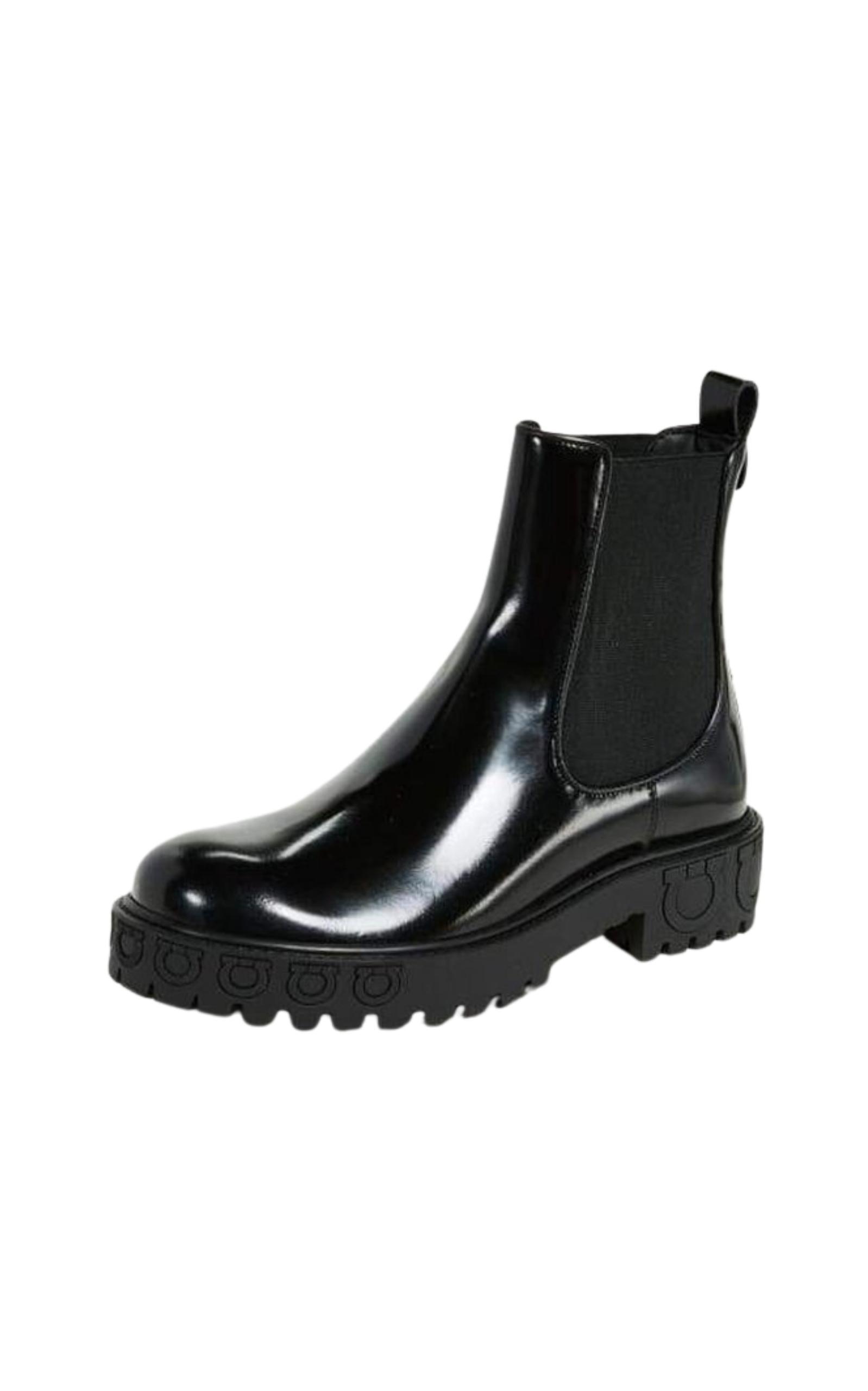 Varsi Leather Gancini-Sole Chelsea Boots Salvatore Ferragamo